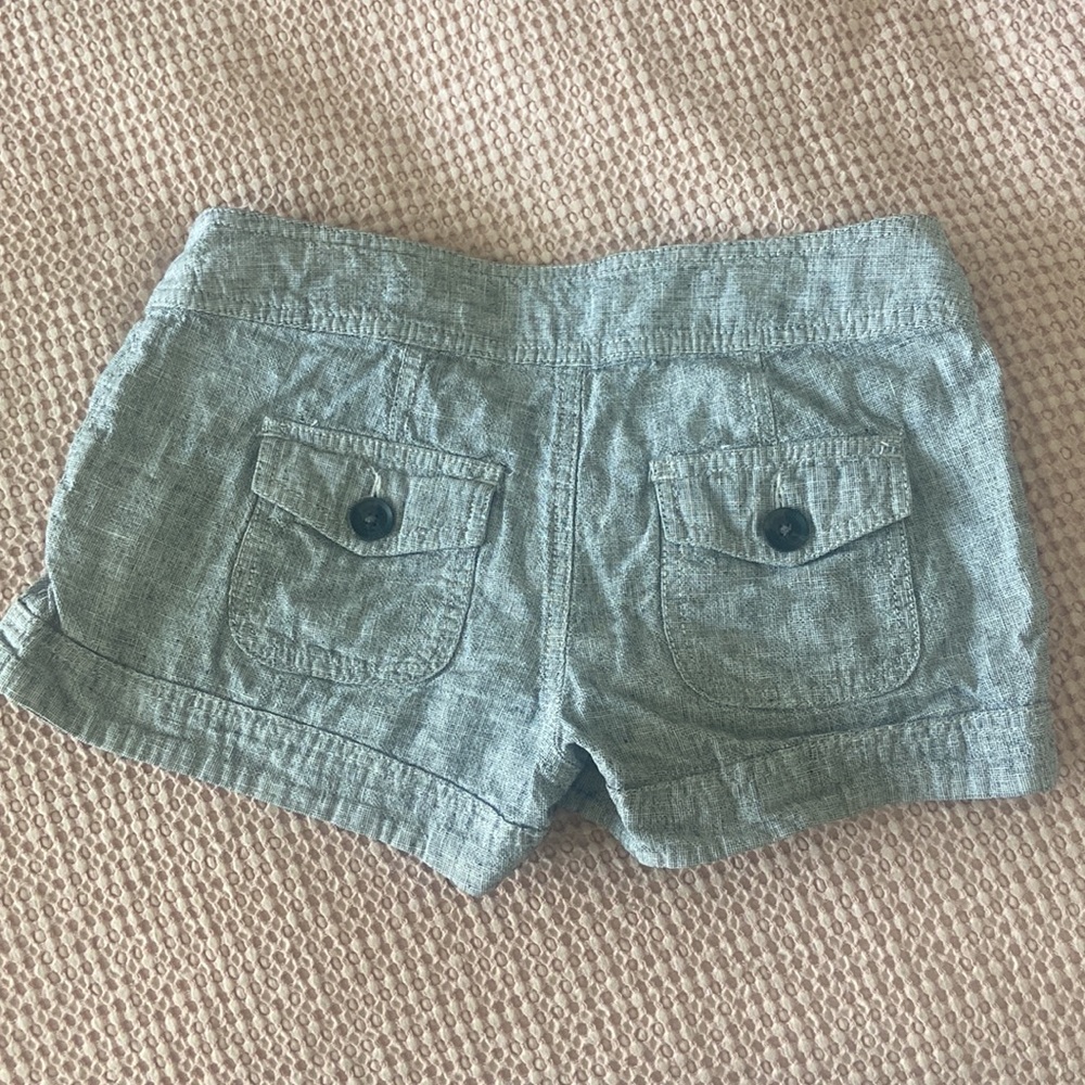 Express Shorts - Picture 2 of 2